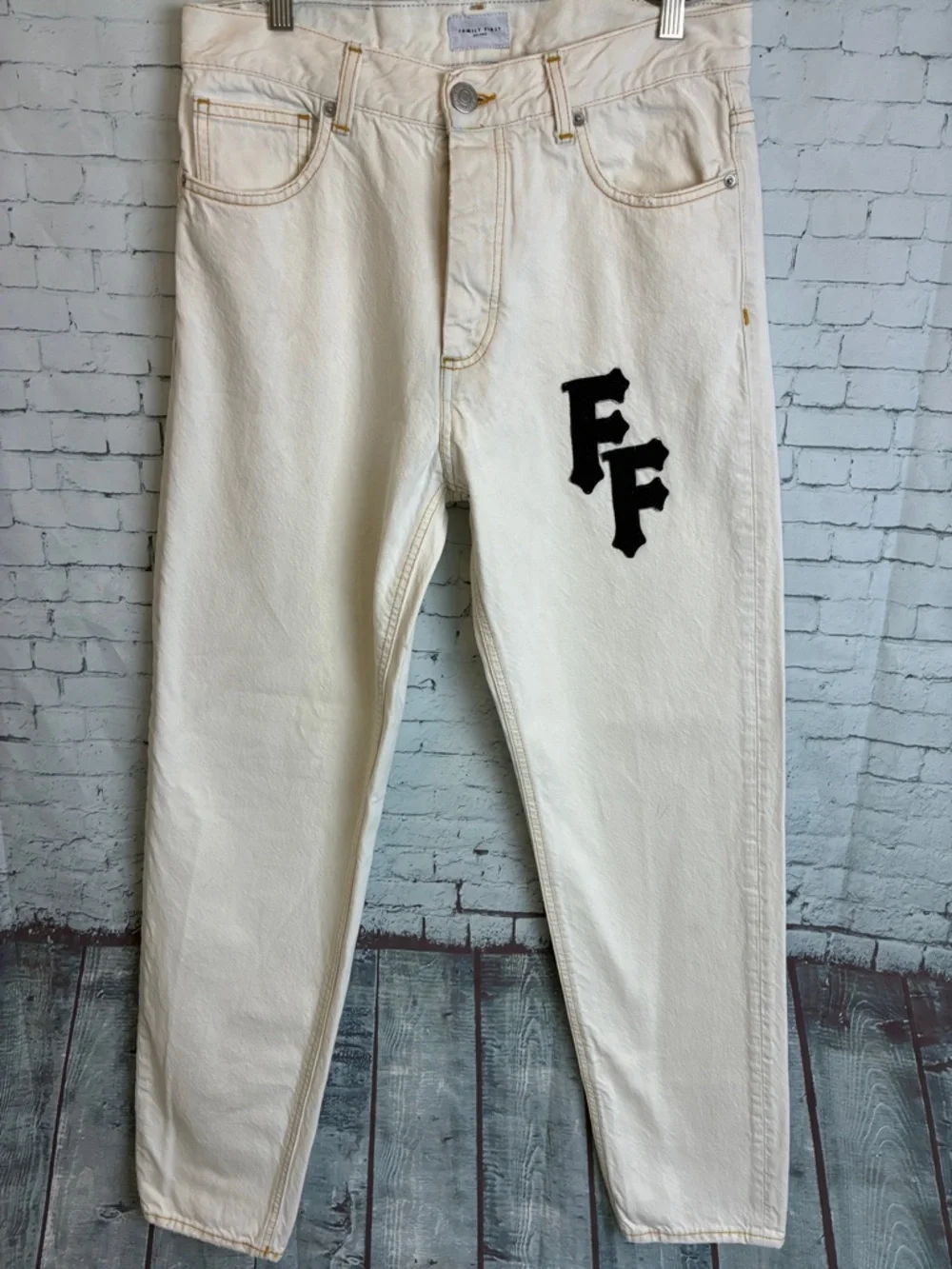 Family First Milano Men Logo Jeans White Black 32” X 32” Italian Preppy Summer